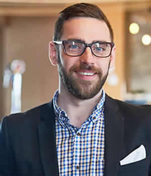 黄建国 － 技术总监